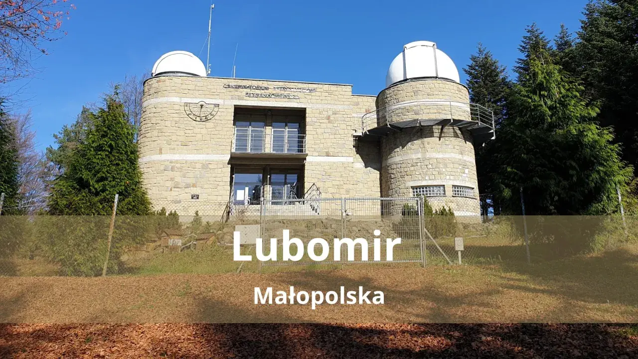 Obserwatorium astronomiczne na szczycie Lubomir w Beskidzie Wyspowym. Piękny dzień na odkrywanie szlaków.
