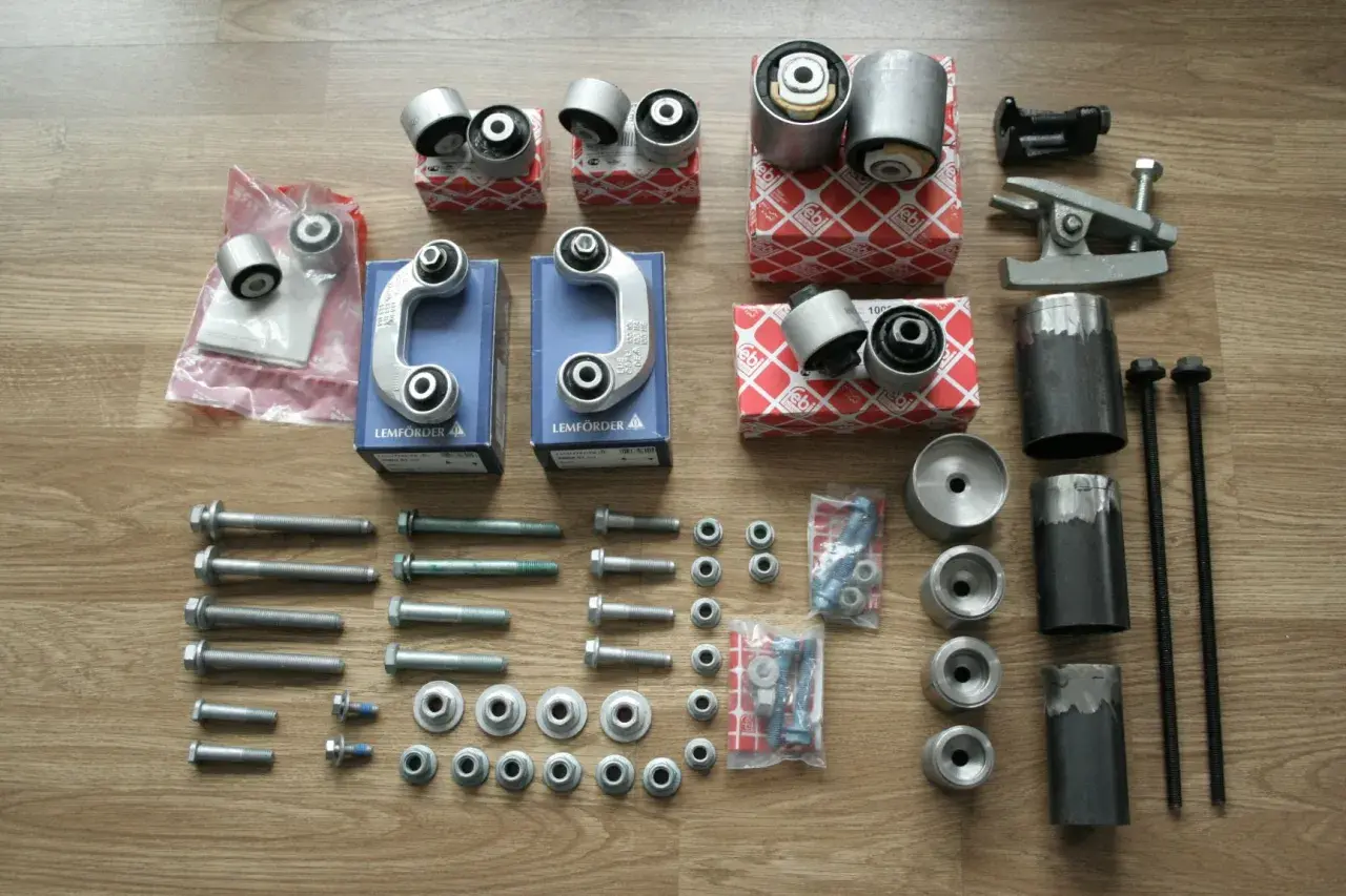 Herramientas y piezas para cambiar silentblock brazo suspension. Tornillos, soportes y bujes Lemförder y Febi.