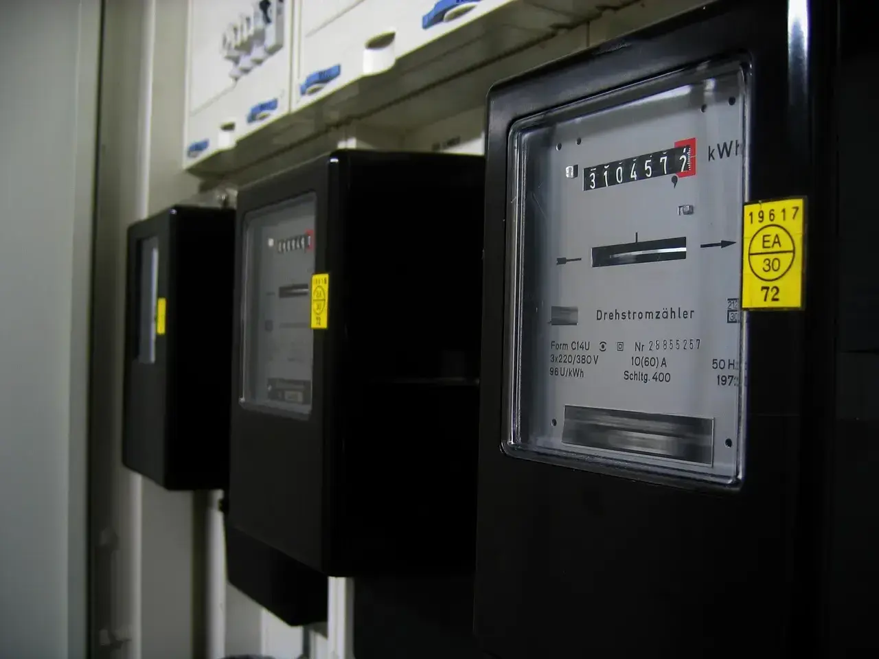 Oszczędny grzejnik elektryczny: Jak realnie obniżyć rachunki?