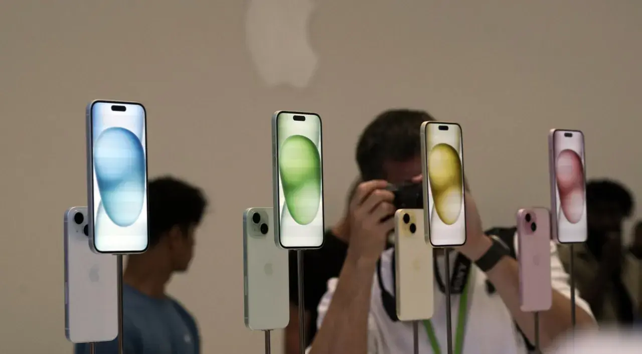 iPhone 15 w 2026: Czy warto? Aktualne ceny i najlepsze okazje