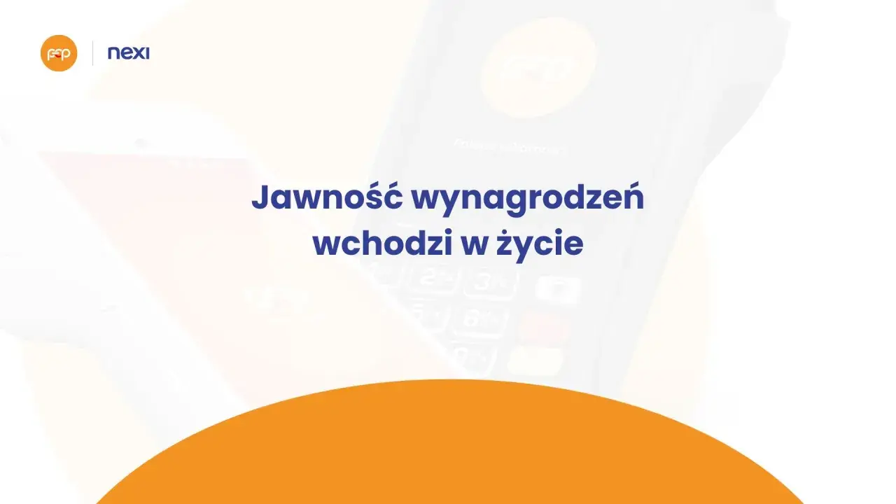 Jawność wynagrodzeń wchodzi w życie. Grafika przedstawia terminal płatniczy z hasłem o zmianach w prawie.