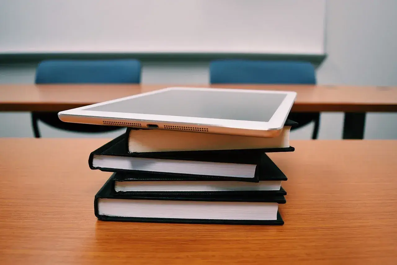 Czego uczy nas literatura? Kluczowe lekcje na całe życie