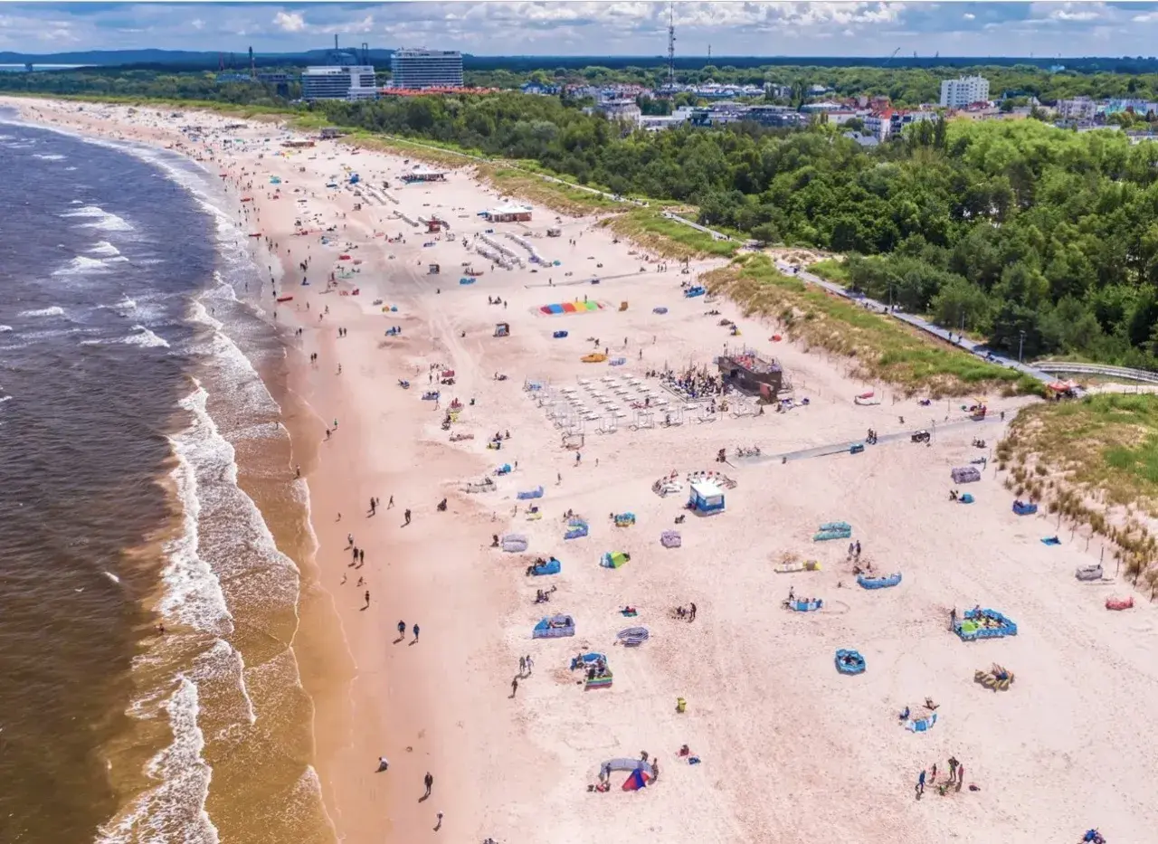 Świnoujście czy Kołobrzeg - które miejsce na wakacje wybrać?
