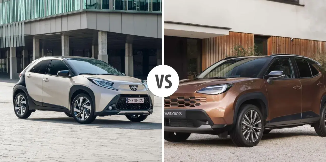 Porównanie dwóch miejskich SUV-ów: beżowego Toyoty Aygo X i brązowego Yarisa Cross. Sprawdź toyota aygo x wymiary i różnice.