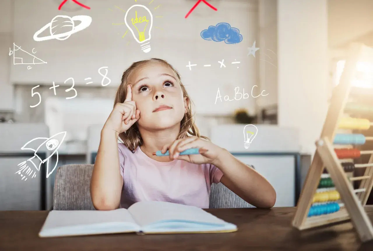 Bambina pensa a formule matematiche e concetti, come in uno stadio operatorio concreto, con disegni di razzi e pianeti.