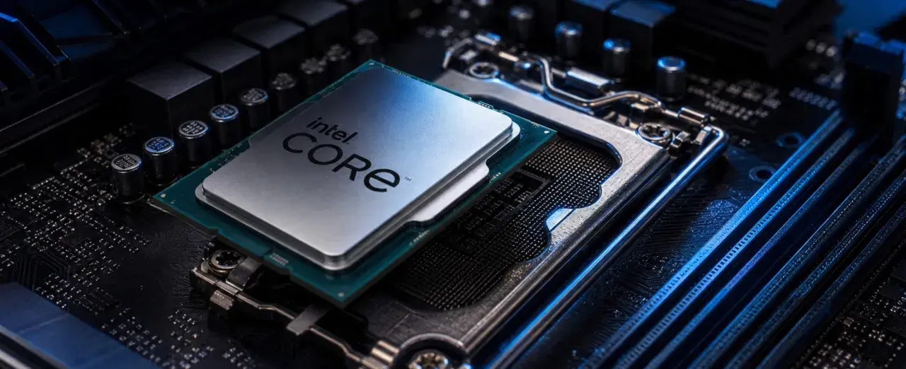 Intel Core Prozessor der Raptor Lake Generation, bereit für Höchstleistung auf einem Motherboard.