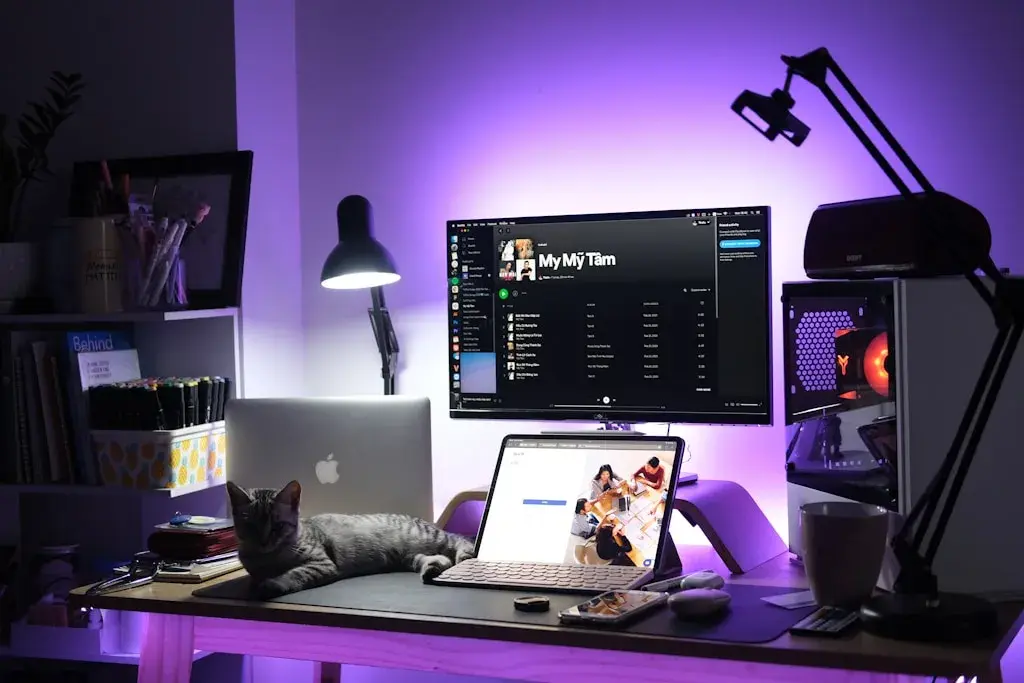 Najlepsze stanowiska streamerów i youtuberów: inspiracje dla Twojego setupu