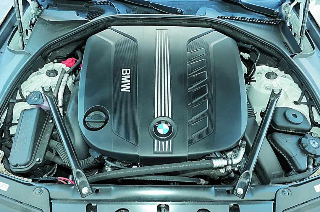 BMW F10 jaki silnik wybrać? Porównanie, problemy i koszty utrzymania silników