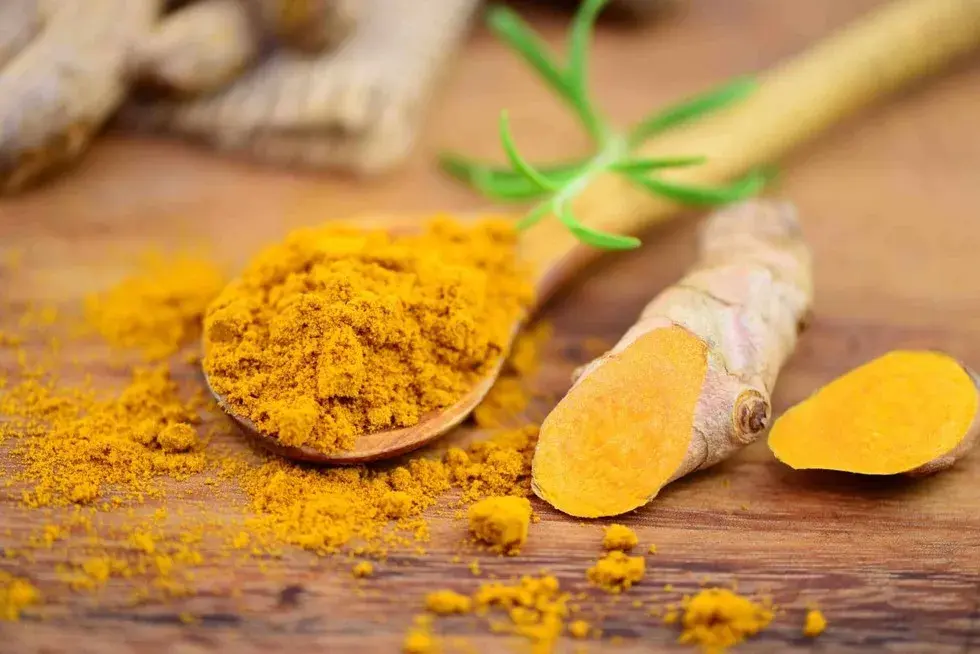Uczulenie na curry: objawy, alergeny i bezpieczne życie z alergią
