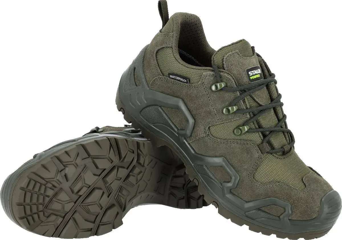 Solidne buty trekkingowe marki Stalco, wodoodporne, idealne na trudny teren.