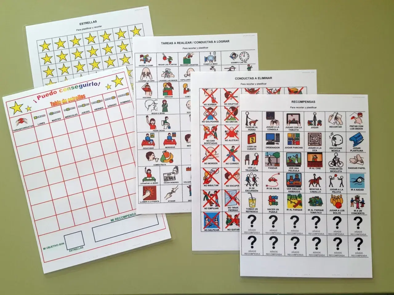 Tablas de estrellas para la economía de fichas, con tareas, conductas a eliminar y recompensas visuales para motivar.