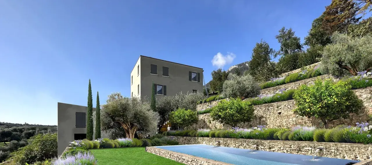 Moderna limonaia struttura con piscina e terrazzamenti fioriti.