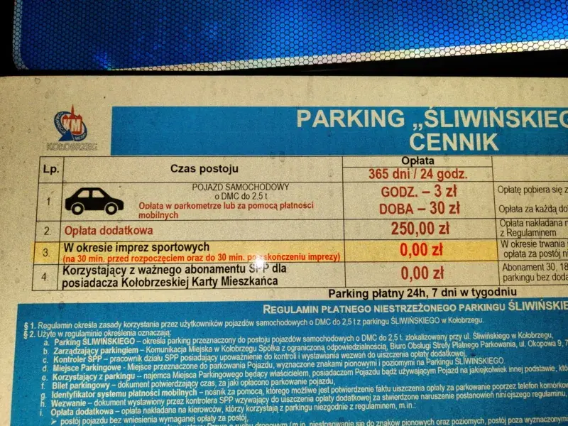 Gdzie zaparkować w Kołobrzegu? Sprawdź najlepsze opcje parkingowe