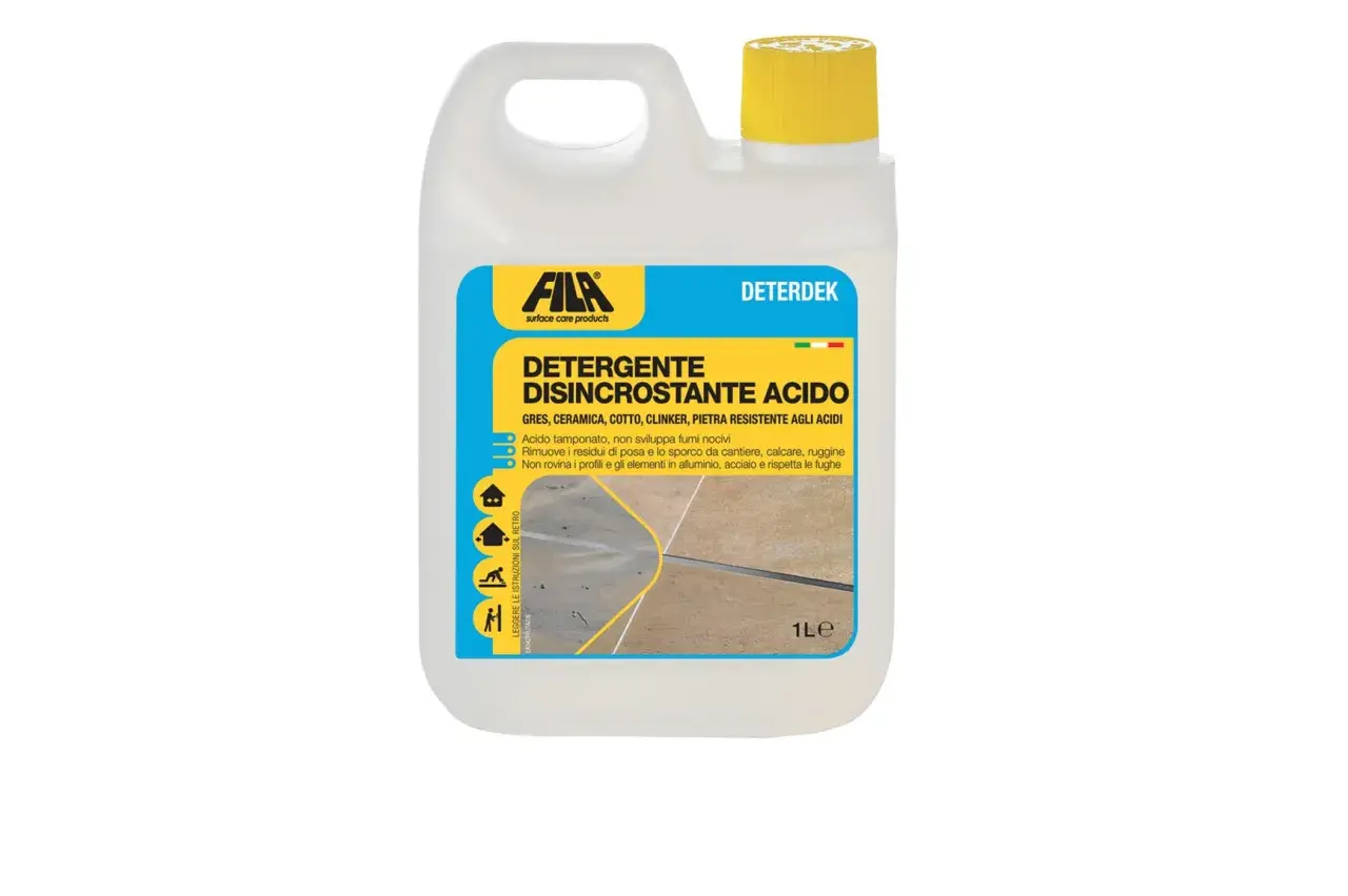 Detergente acido tamponato per gres e altre superfici resistenti. Rimuove sporco da cantiere, calcare e ruggine, rispettando fughe e metalli.