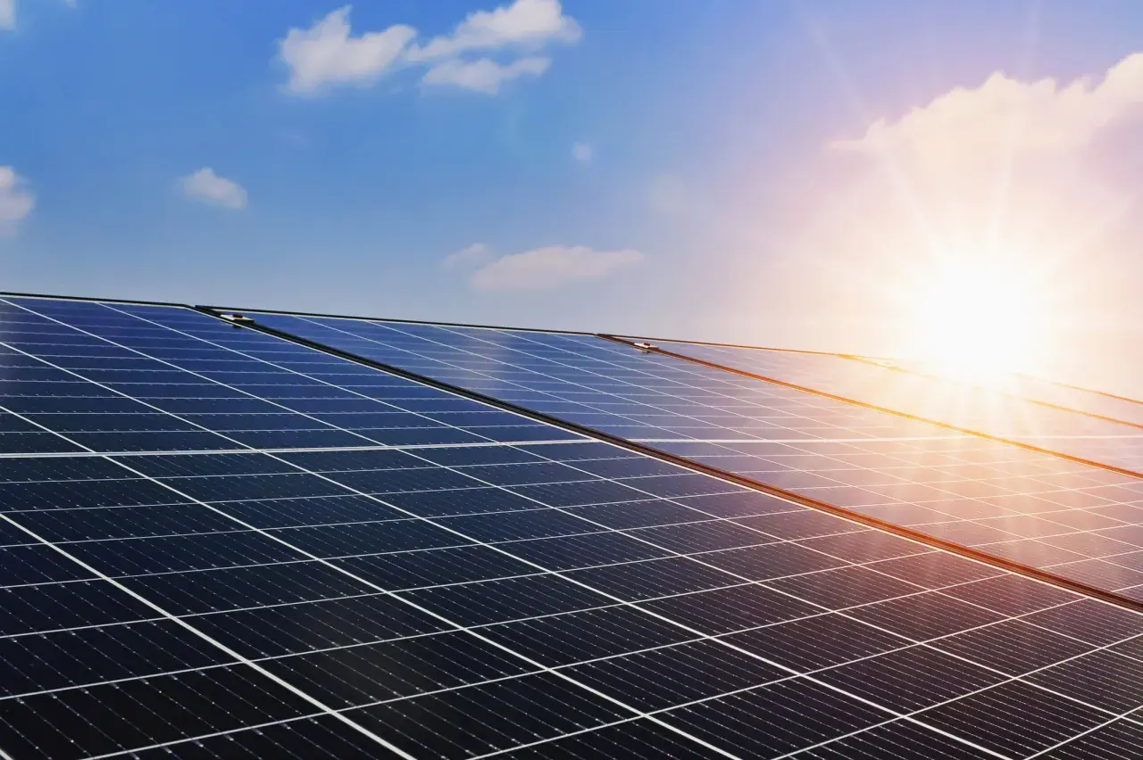 Dlaczego w Chorwacji nie ma fotowoltaiki? Przyczyny i przyszłość energii słonecznej