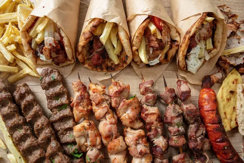 Prawdziwy turecki kebab: Jak rozpoznać oryginał w Polsce?
