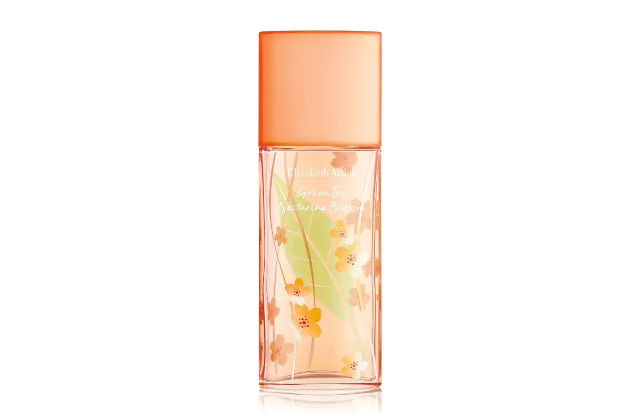 Perfum Elizabeth Arden Green Tea Nectarine Blossom z delikatnym motywem fleur de thé.
