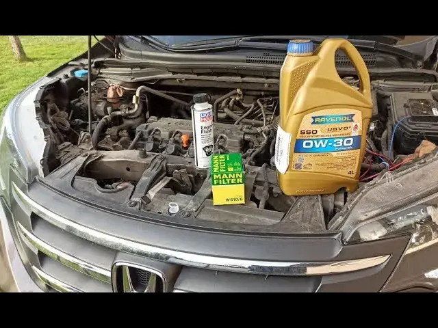 Jaki olej do hondy CR-V 1.6 diesel? Odkryj najlepsze opcje i porady