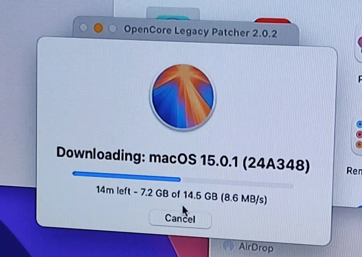 Pobieranie macOS 15.0.1 przez OpenCore Legacy Patcher. To jeden ze sposobów, jak odświeżyć komputer, instalując nowy system.