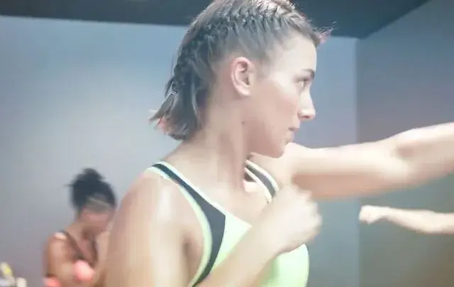Gdzie trenować CrossFit w Łodzi? Znajdź idealny box! Ceny, porady.