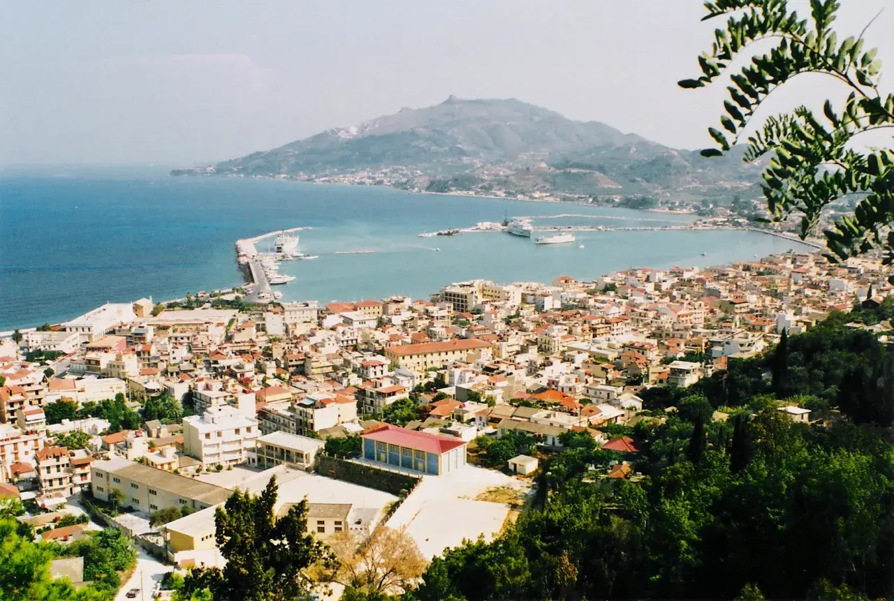 Gdzie leży Zakynthos? Odkryj jej niezwykłe położenie w Grecji
