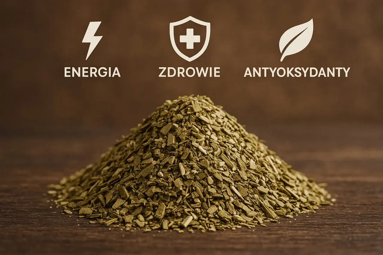 Góra suszonej yerba mate, symbolizująca energię, zdrowie i antyoksydanty. Idealna do codziennego detoksu.