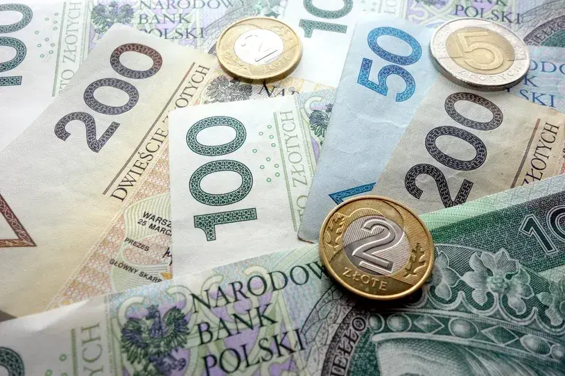 Emerytura na koncie: Dokładny termin wpływu świadczenia bez przykrych niespodzianek