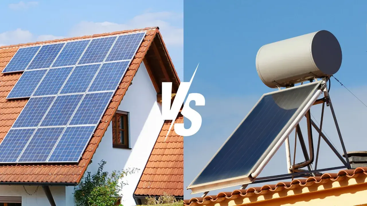 Confronto tra pannelli solari fotovoltaici sul tetto di una casa e un pannello solare termico con serbatoio.