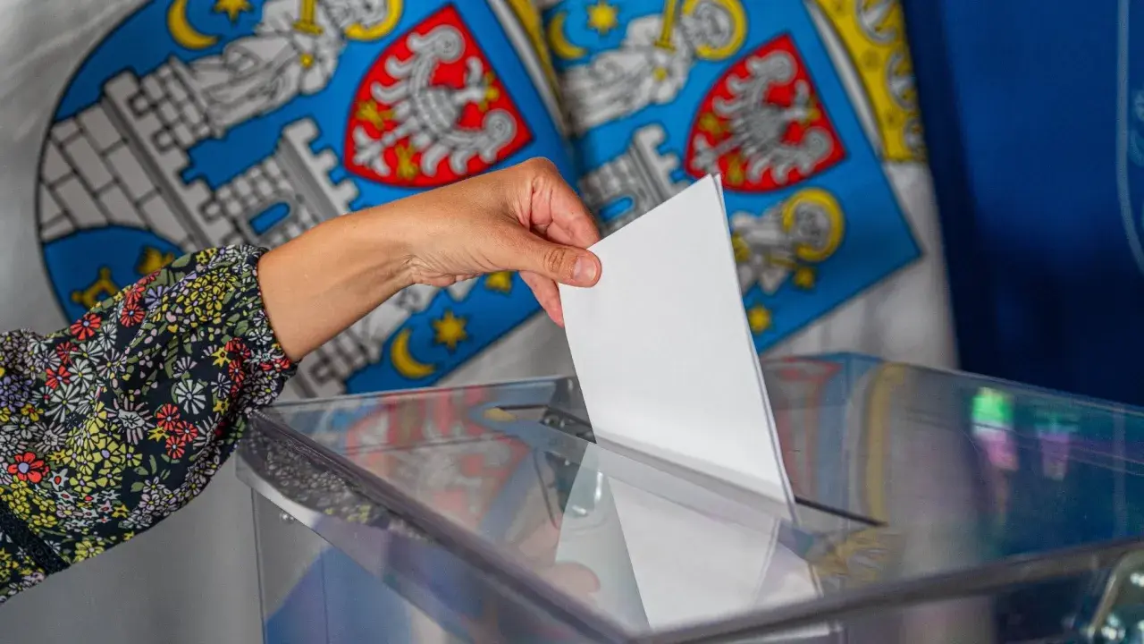 Jak zostać radnym osiedla? Kompleksowy przewodnik krok po kroku