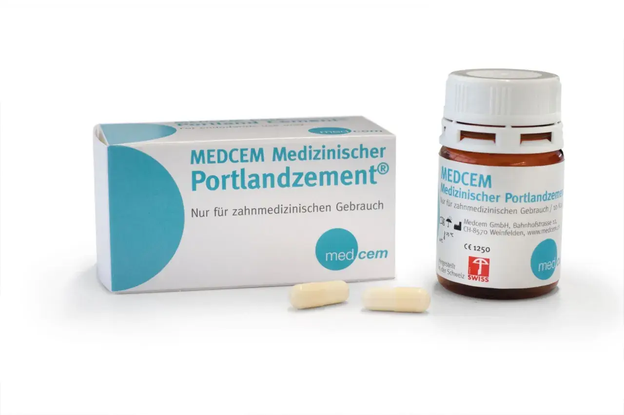 MEDCEM Medizinischer Portlandzement: ein zahnmedizinisches Produkt, das in einer Schachtel und einem Fläschchen mit Kapseln präsentiert wird.