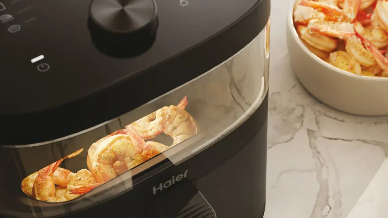 Gamberi succulenti cotti nella friggitrice ad aria, perfetti per le tue ricette.