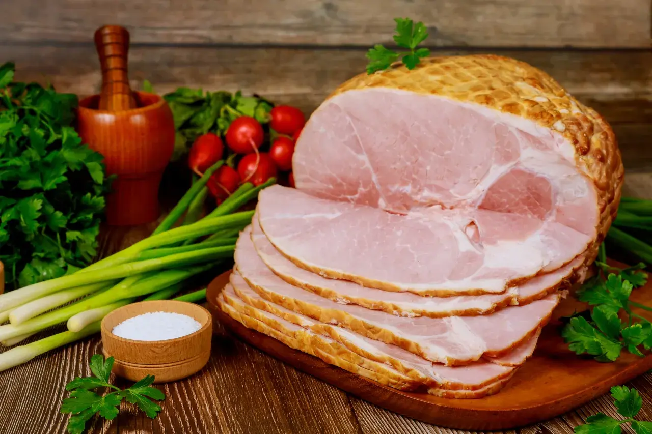 Czy schab po wędzeniu trzeba parzyć, aby zachować jego smak?