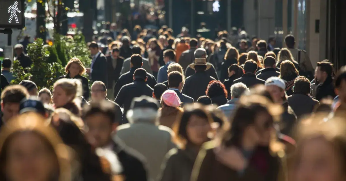 W jakim kraju jest najwięcej ludzi? Zaskakujące dane o populacji