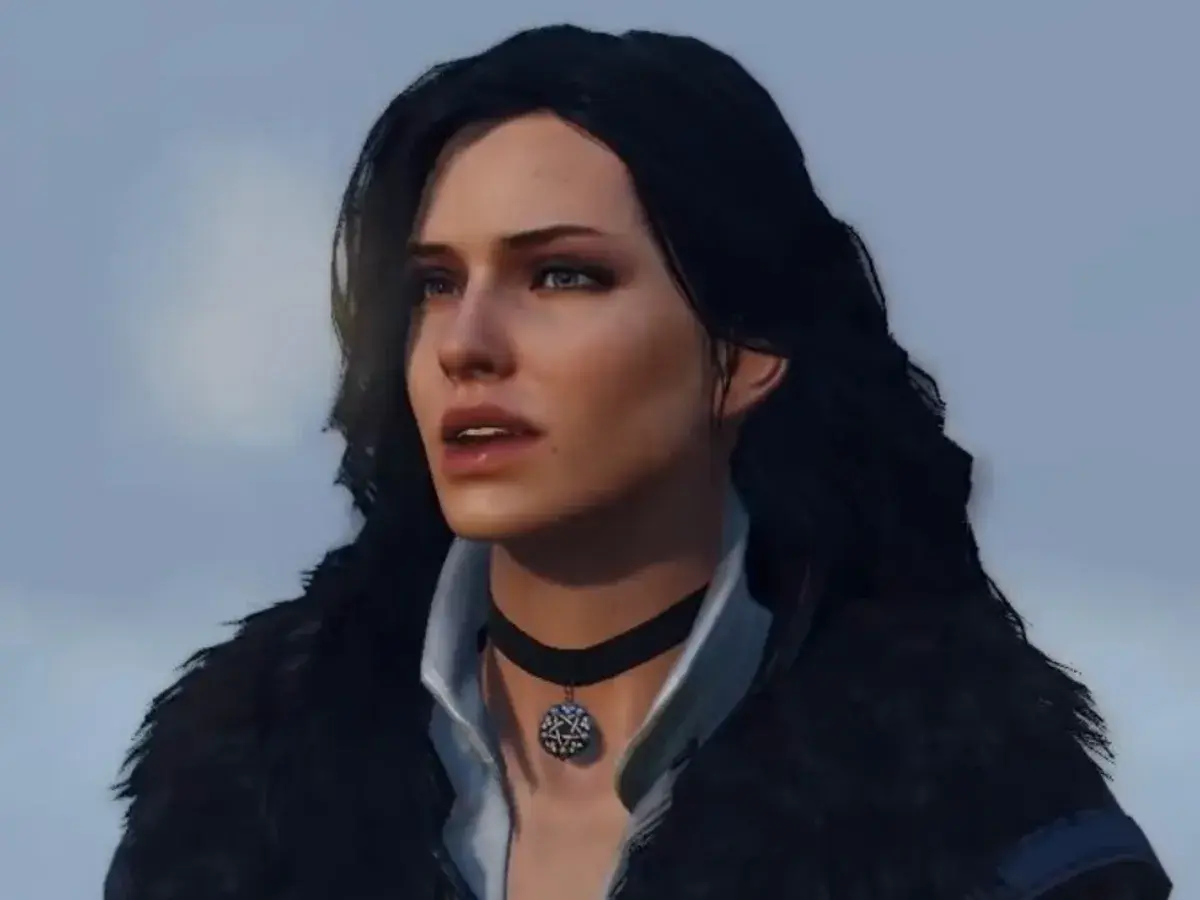 Yennefer z Vengerbergu, z naszyjnikiem z gwiazdą, wpatruje się w dal. Czy to ostatnie życzenie?