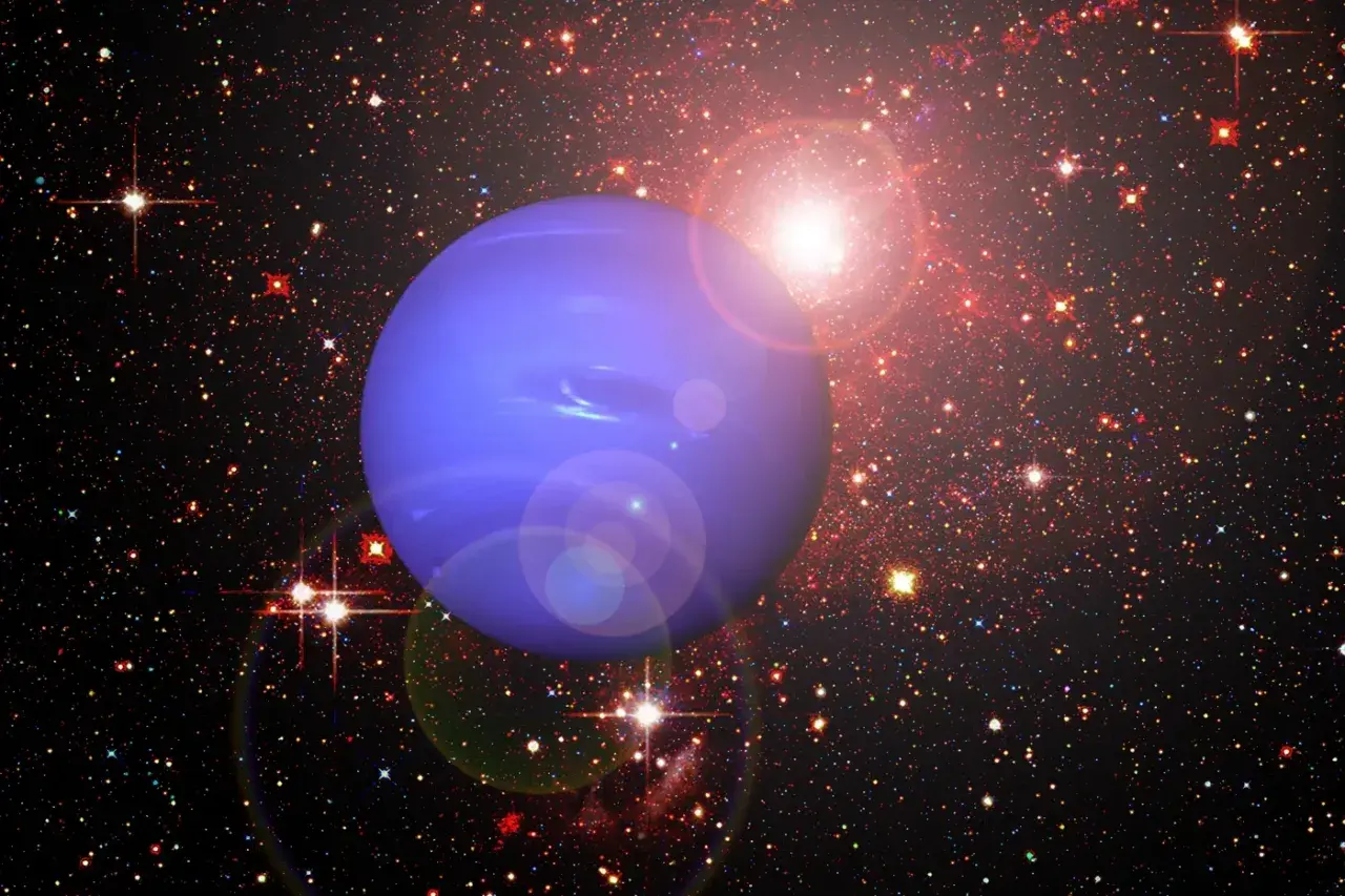 Niebieski Neptun w kosmicznej głębi, otoczony gwiazdami i mgławicami. Symbolizuje tajemnice i transformacje, jakby Neptun w 8 domu odkrywał ukryte prawdy.