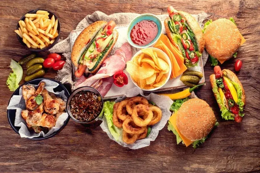 Ile kalorii ma hamburger wołowy? Zaskakujące fakty o wartości odżywczej