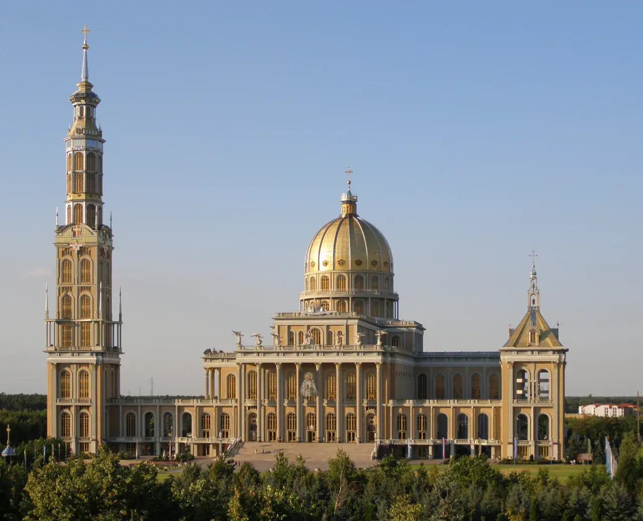 Sanktuarium w Licheniu: największa bazylika i perła kultu maryjnego w Polsce