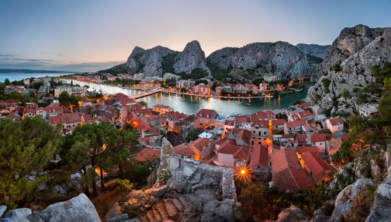Omiš Chorwacja atrakcje: odkryj ukryte skarby i niezapomniane chwile