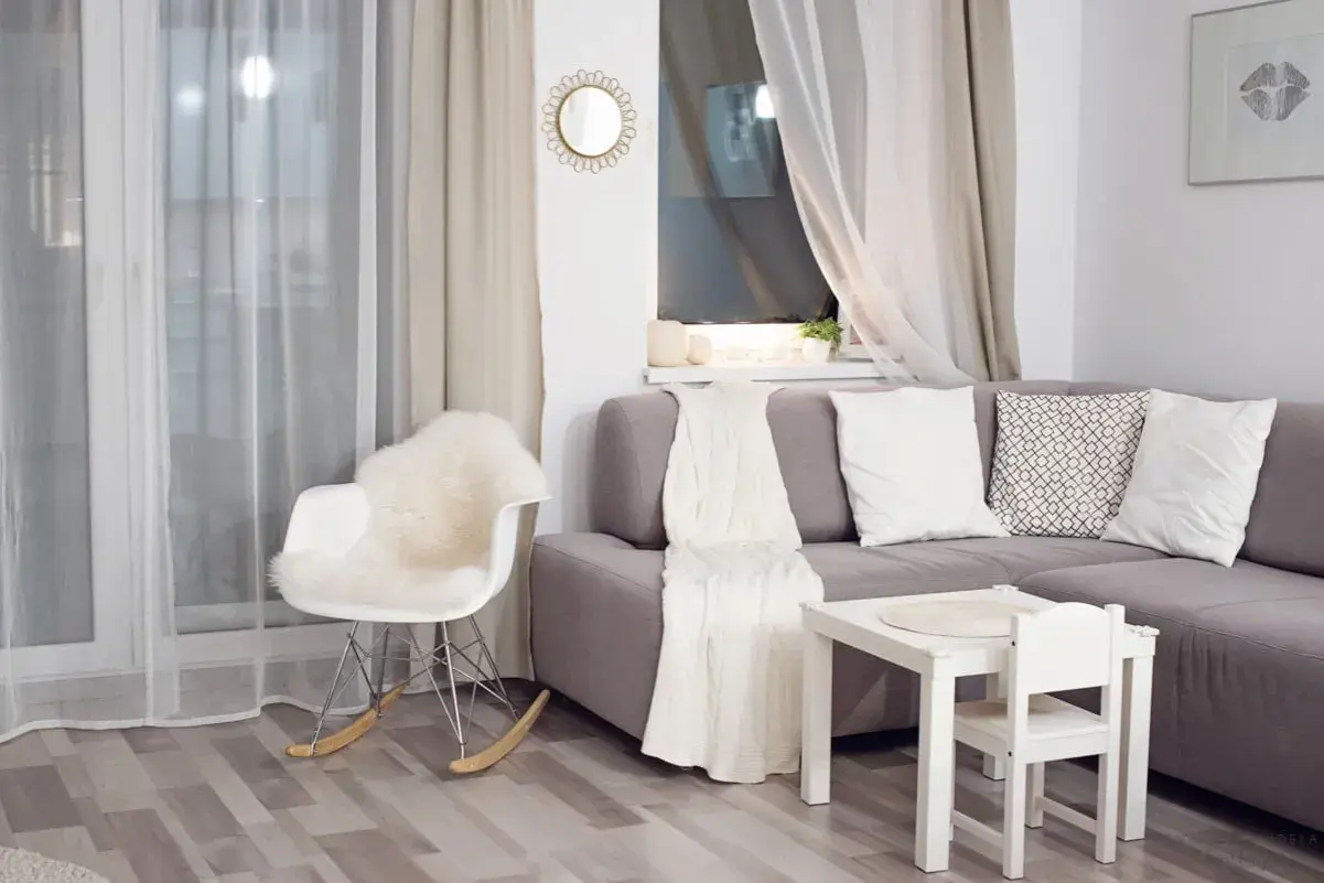Salon 25m²: Jak urządzić funkcjonalnie i pięknie? Triki eksperta