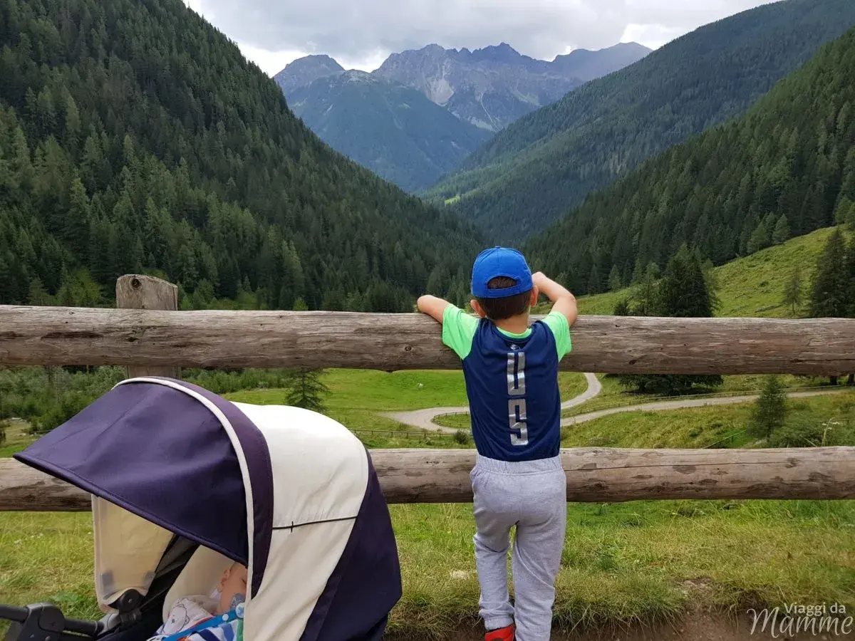 Vacanze in montagna con neonato: la guida sicura per neogenitori