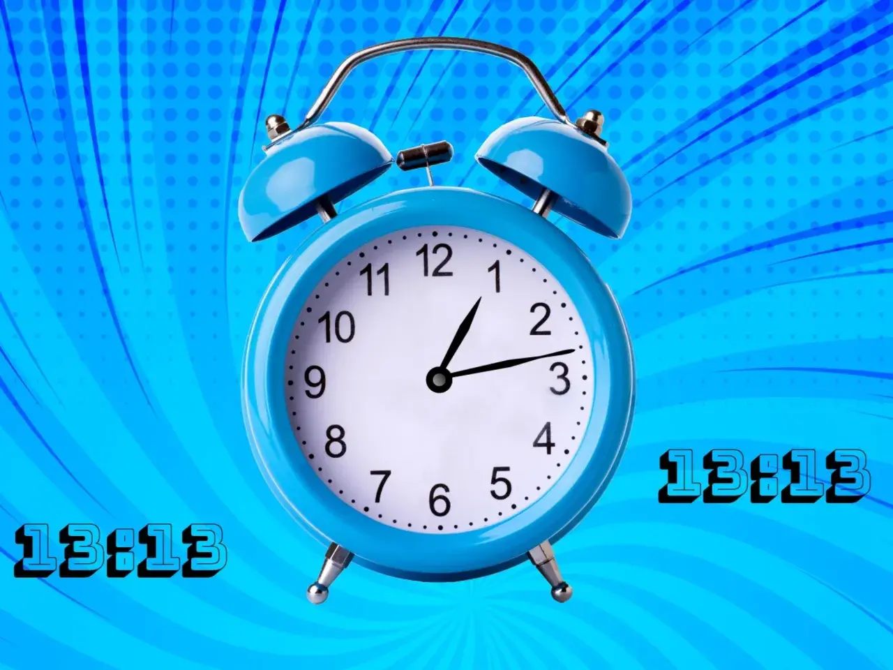 Reloj despertador azul con el número 13:13, que representa el 1313 significado espiritual.