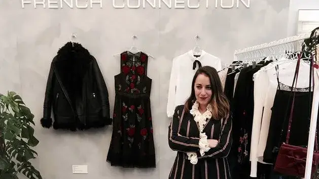 Znana marka odzieży męskiej i perfum – historia, produkty i kontrowersje