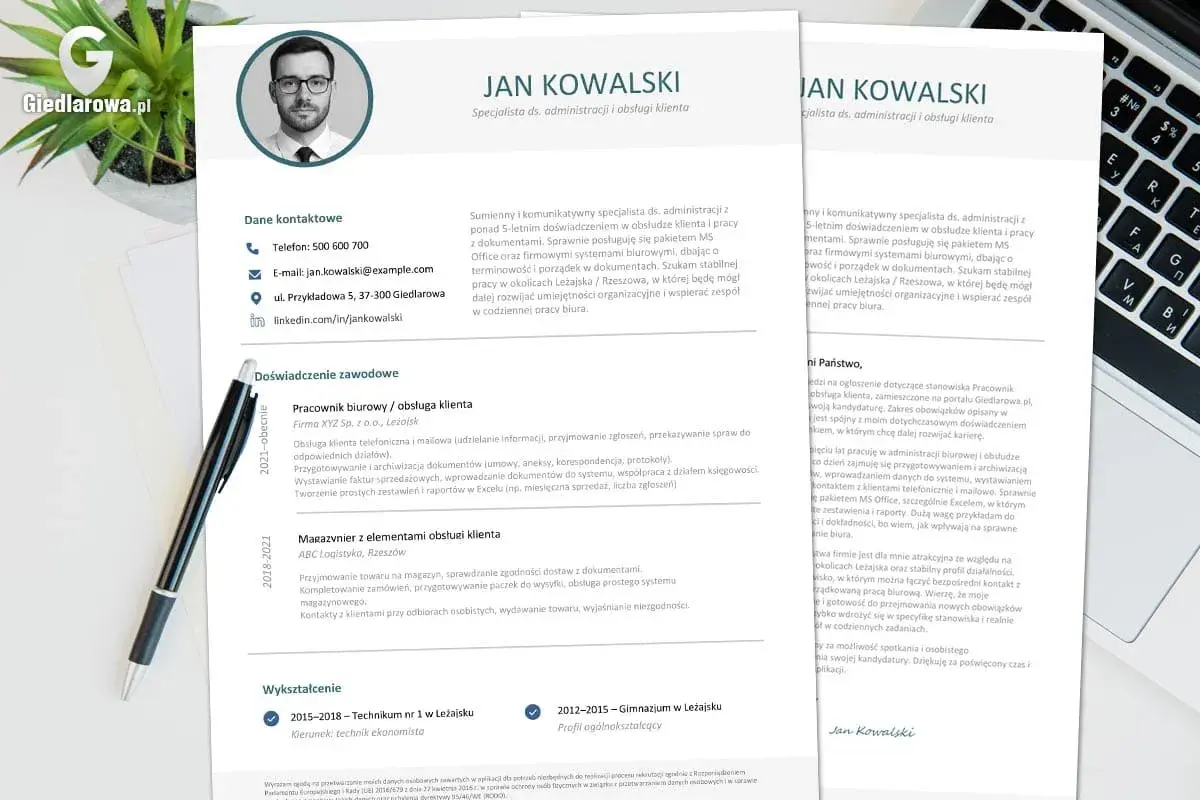 Fajne CV Jana Kowalskiego, specjalisty ds. administracji i obsługi klienta. Zawiera doświadczenie, wykształcenie i dane kontaktowe.