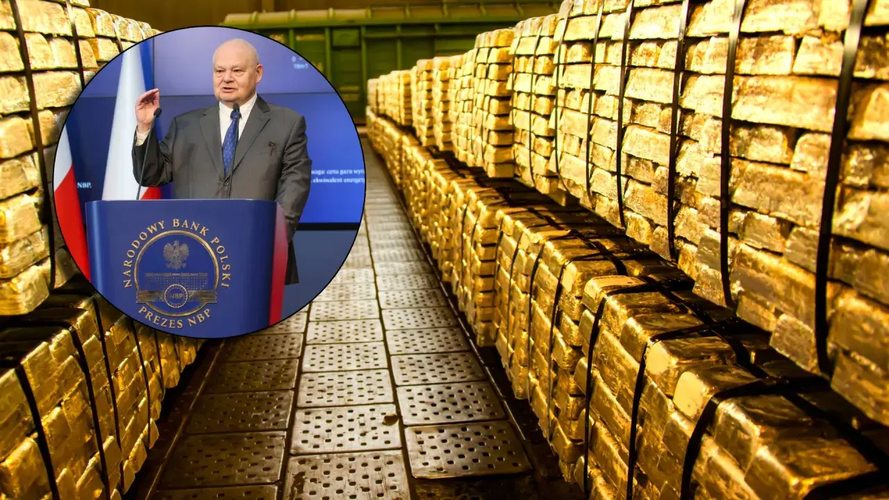 Prezes NBP przemawia na tle stosów sztabek złota. Narodowy Bank Polski zwiększa swoje zasoby, co widać na zdjęciu.
