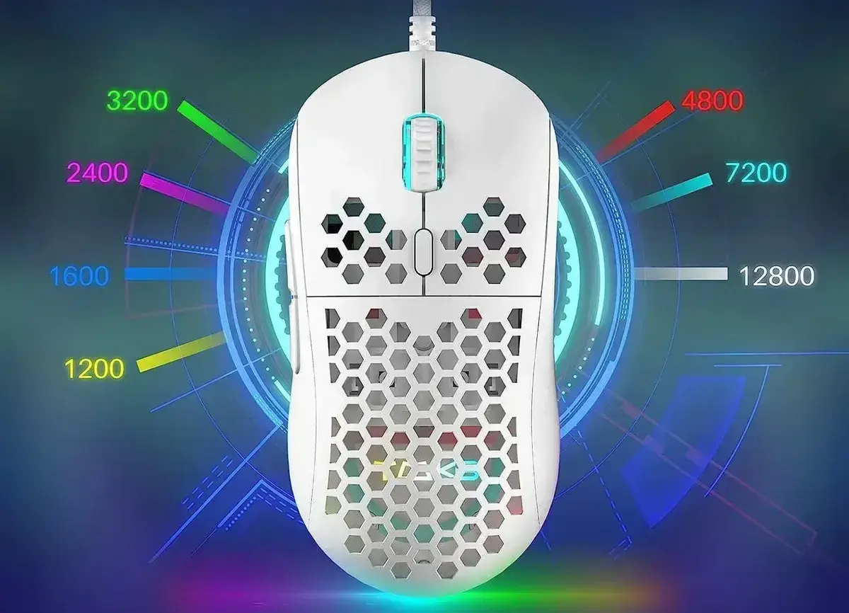 Biała myszka optyczna lub laserowa z podświetleniem RGB i skalą DPI od 1200 do 12800.