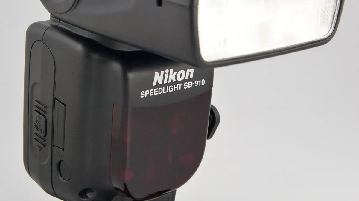 Nikon lampa błyskowa: błędy, które popełniasz przy wyborze speedlight'a