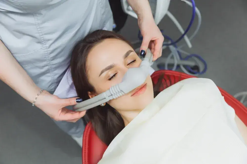 Bezbolesne znieczulenie u dentysty: przewodnik po metodach i bezpieczeństwie