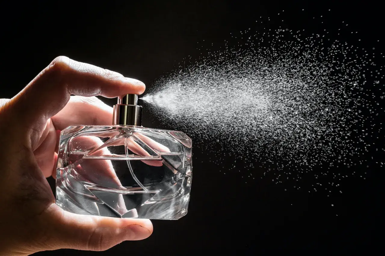 Czy perfumy to kosmetyki? Zaskakujące fakty o ich klasyfikacji
