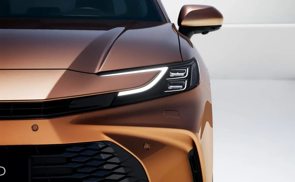 Toyota Camry - Czy Warto Kupić Ten Ponadczasowy Sedan?