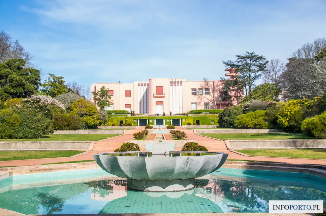 Muzeum sztuki współczesnej Serralves w Porto – historia, wystawy i porady